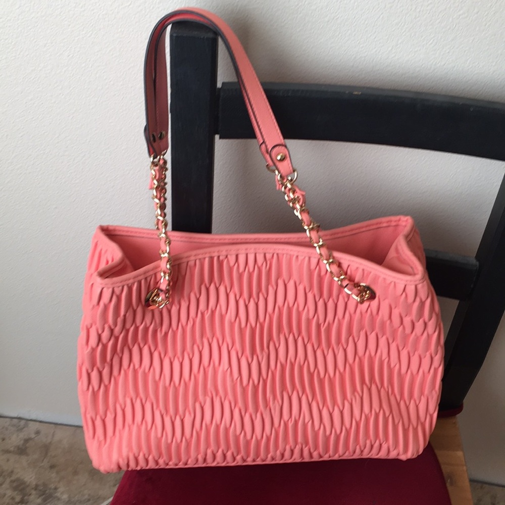 Jessica Simpson purse, used a couple of times.